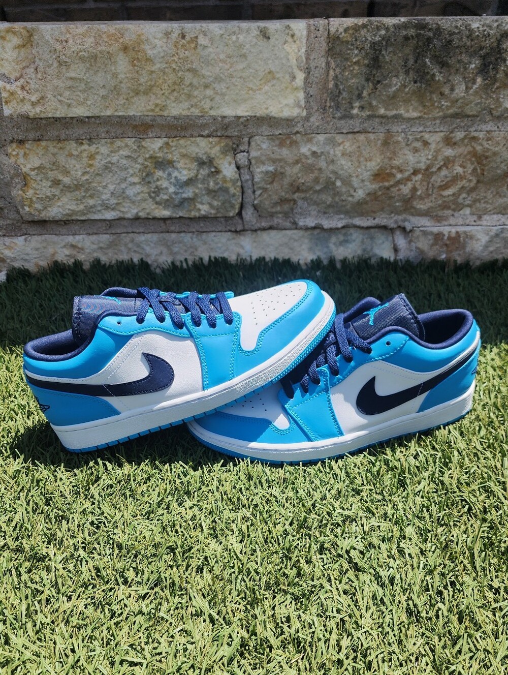 Nike Air Jordan 1 Low"UNC" - White & Light Blue with Navy Swoosh - Picture 8 of 11